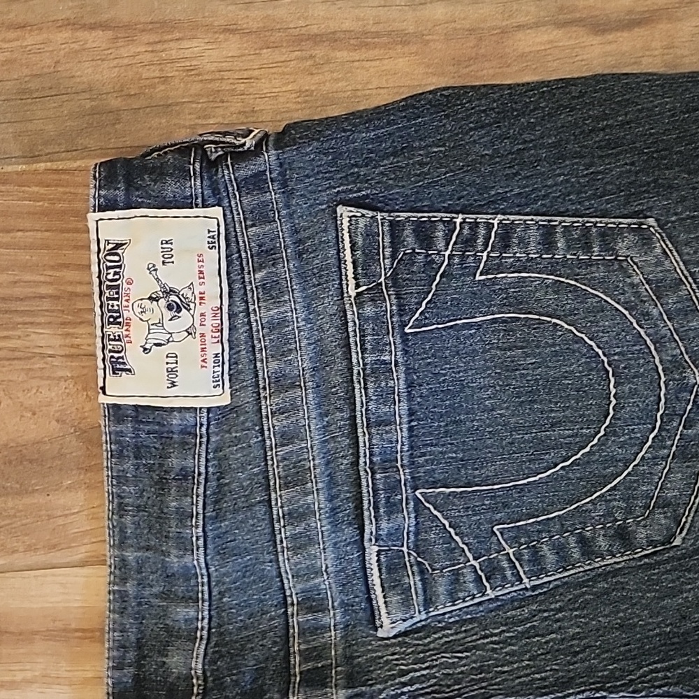 1 0005  True Religion jeans size 32 - Picture 3 of 4
